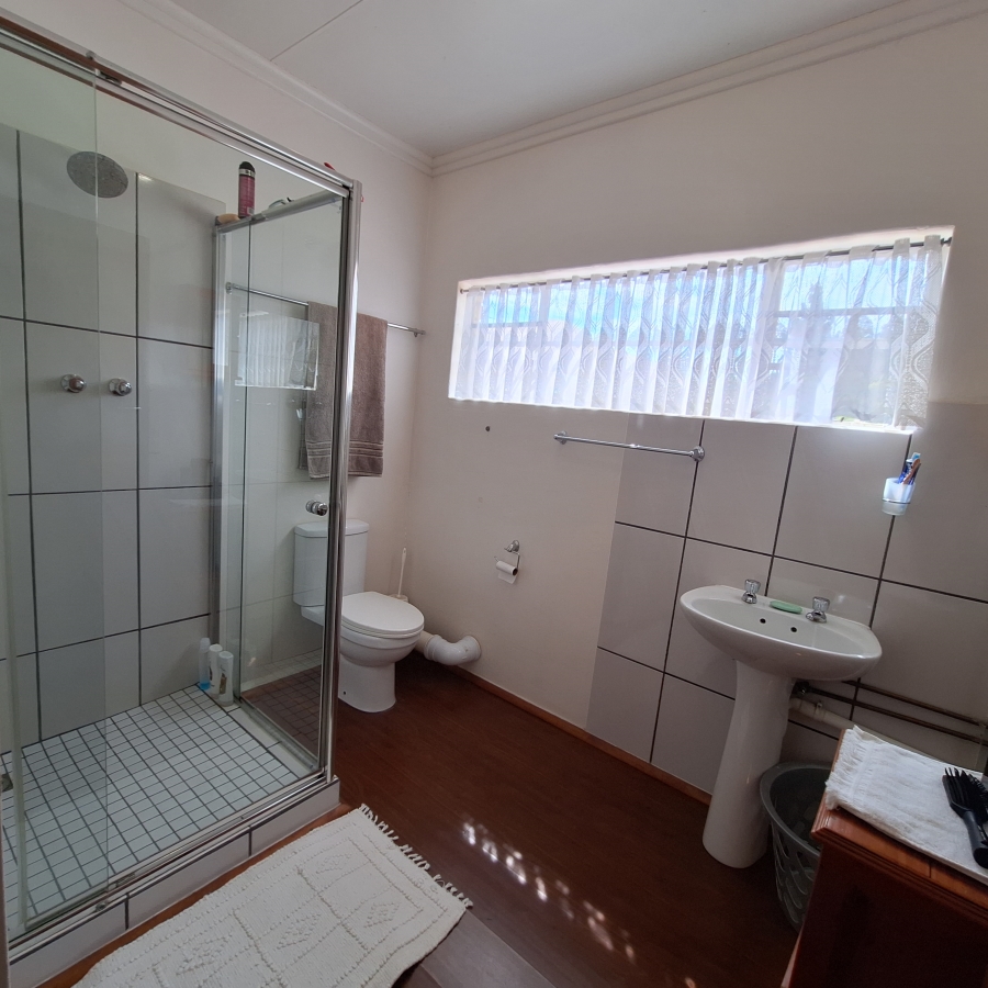 5 Bedroom Property for Sale in Villiers Free State